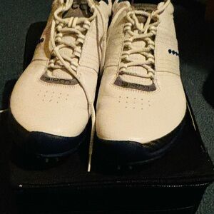 White/Manzarine Blue Ecco Men’s BIOM Golf